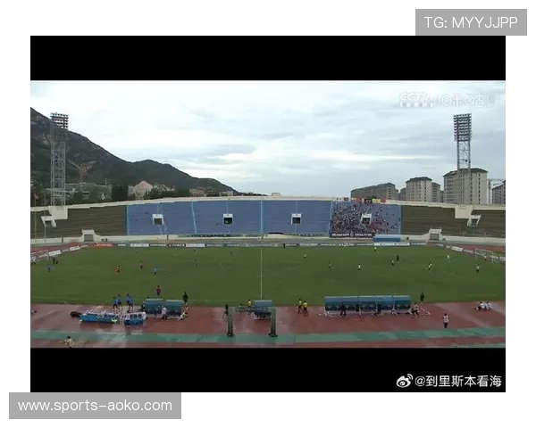 丹麦足球传奇人物回顾 球场英雄们的辉煌历程与影响 丹麦足球传奇人物回顾 球场英雄们的辉煌历程与影响
