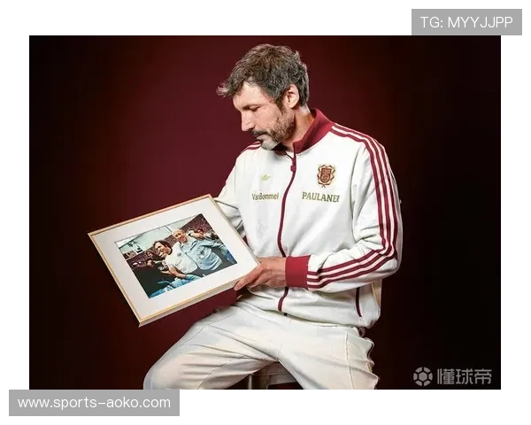 足球球星戴墨镜酷帅头像展现个性与魅力的独特风采